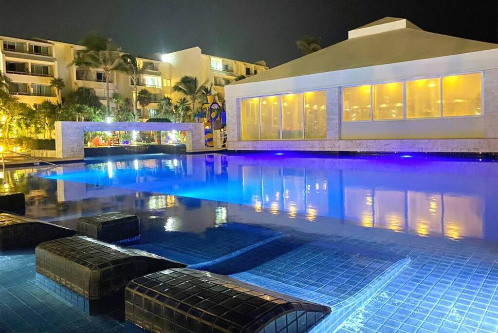 Cancun Studio - Steps To Beach And Water Fun Exterior foto